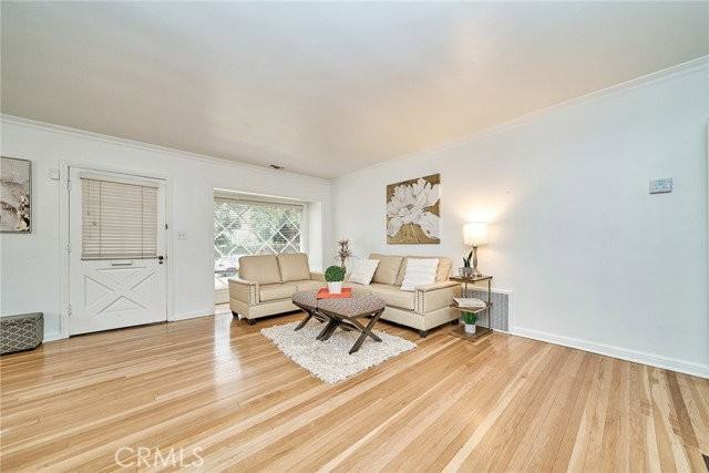 503 Longden Dr - Photo 6 of 8