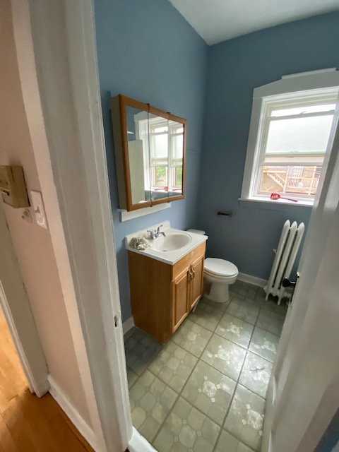 829 W Cornelia Ave #2W - Photo 6 of 8