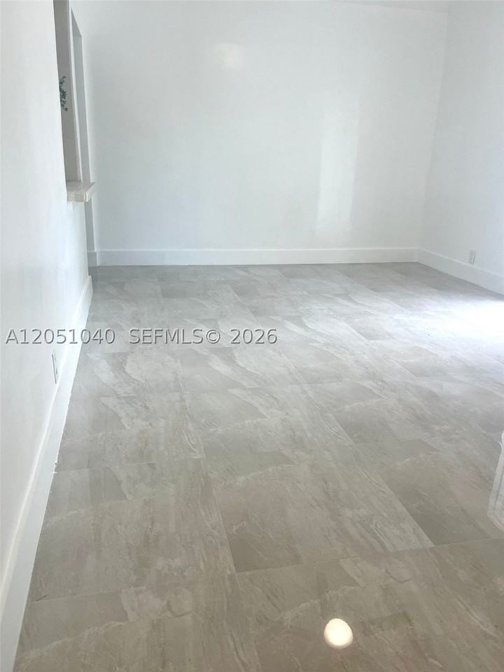116 Edmund Rd - Photo 5 of 14