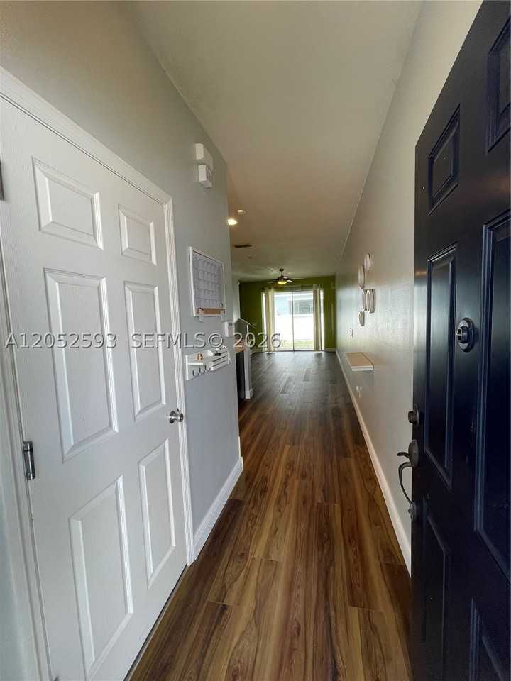 9038 Shepton St - Photo 2 of 22