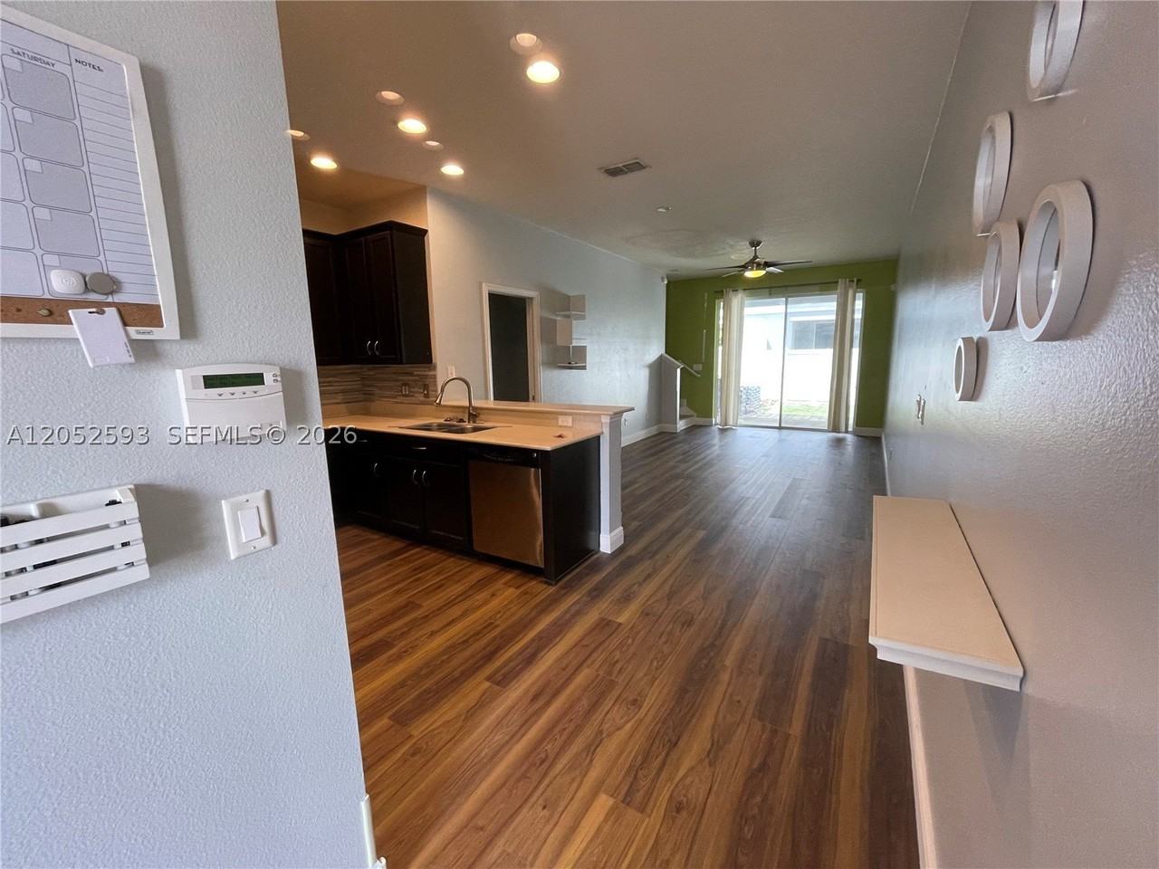 9038 Shepton St - Photo 3 of 22