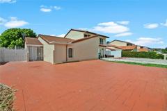 12262 Sw 10th St #3-8AI - Photo 1 of 1