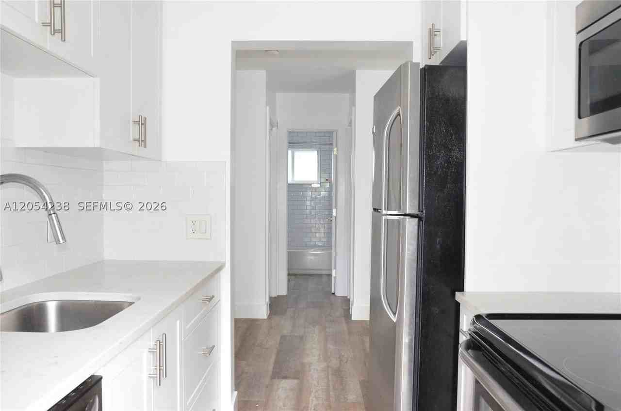 35 Edgewater Dr #104 - Photo 7 of 14