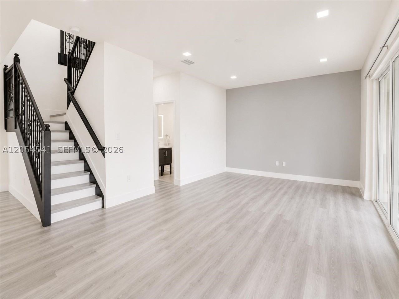 10956 Nw 73rd St #10956 - Photo 6 of 47