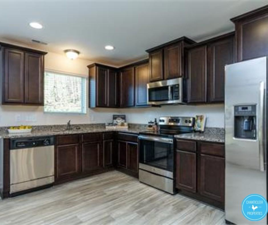 884 Saratoga Dr #1 - Photo 7 of 14