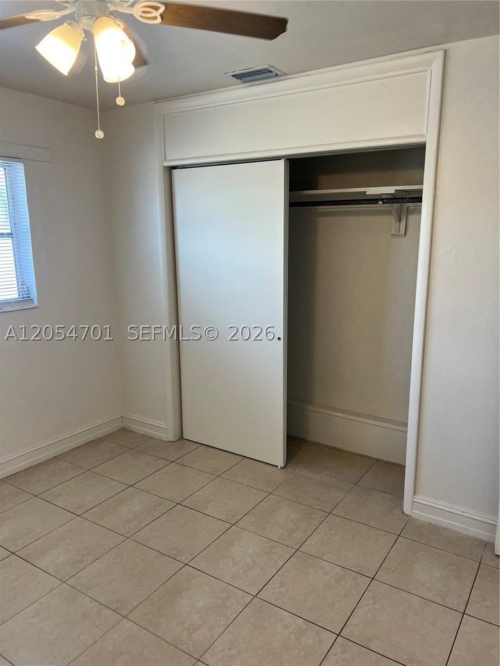 2910 Nw 92nd St #2930 - Photo 4 of 8