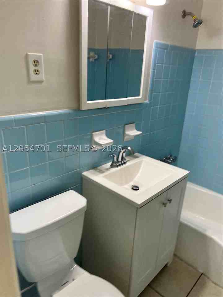 2910 Nw 92nd St #2930 - Photo 7 of 8