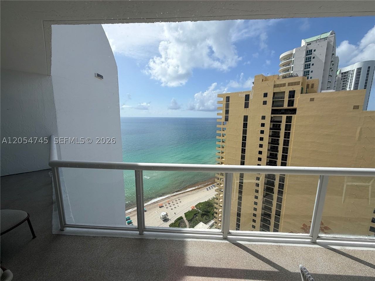 16425 Collins Ave - Photo 3 of 23