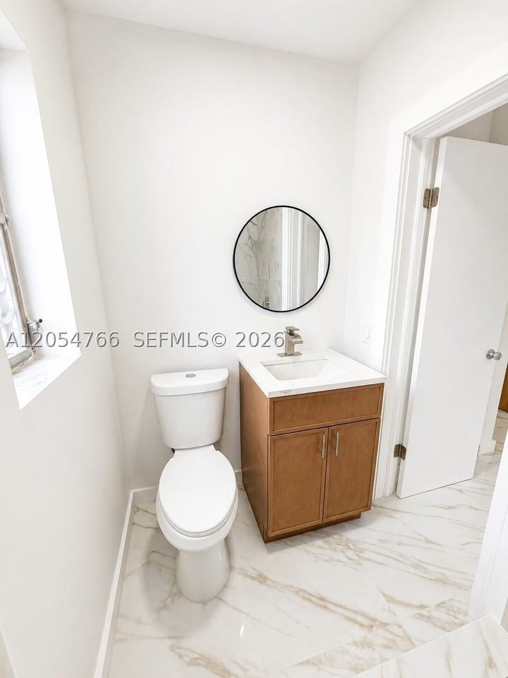 254 E Dania Beach Blvd #7 - Photo 4 of 6