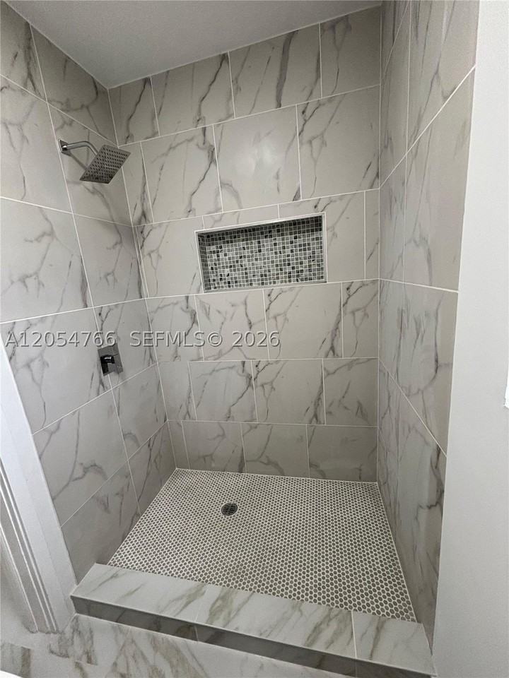 254 E Dania Beach Blvd #7 - Photo 5 of 6