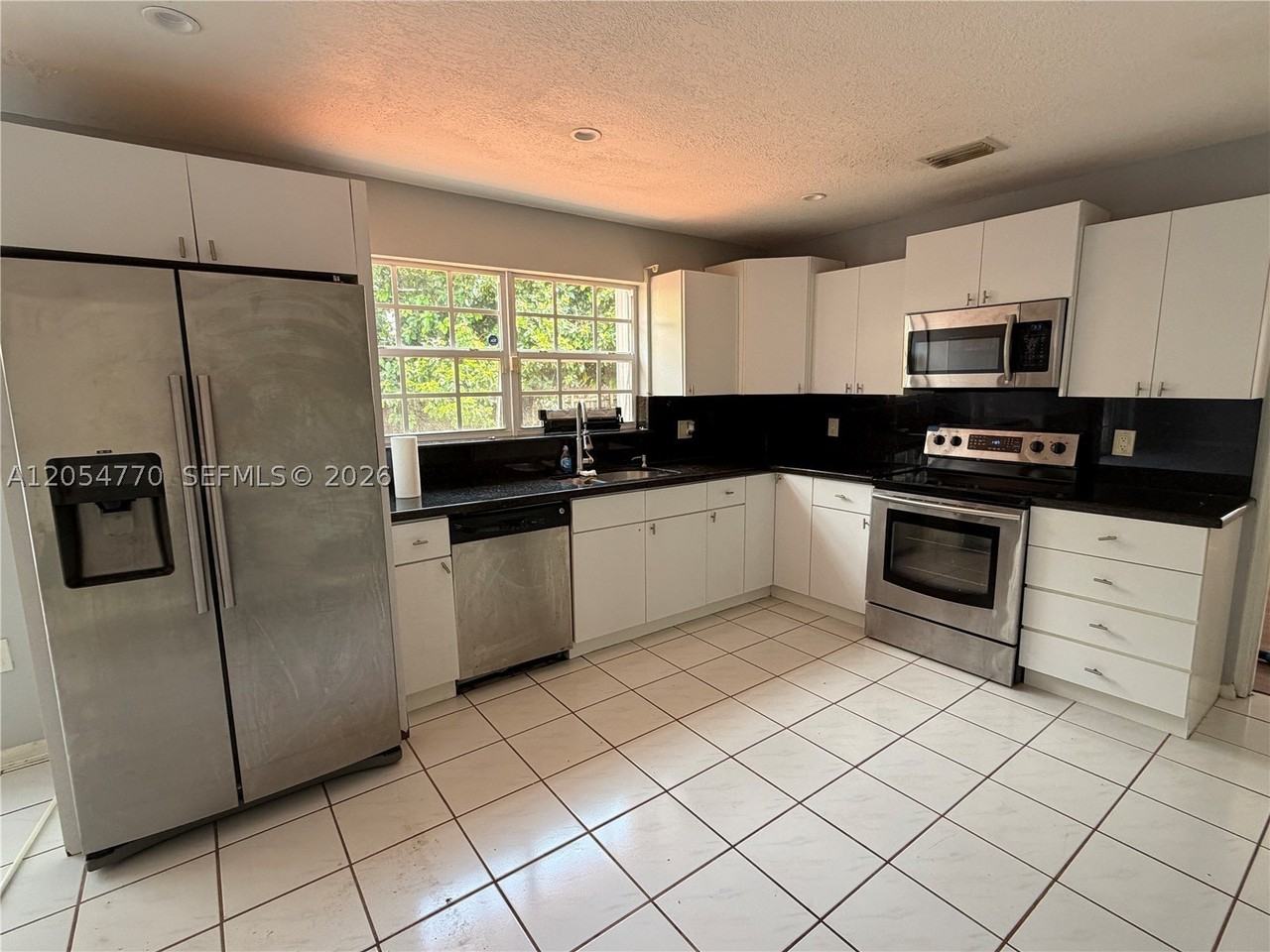 14444 Sw 92nd Ter #14444 - Photo 3 of 19