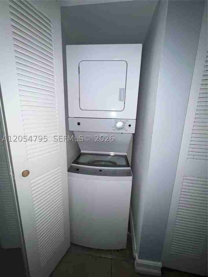 5801 Riverside Dr #104B3 - Photo 4 of 14