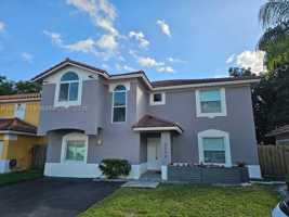 featured image of 5754 Nw 98th Ave
