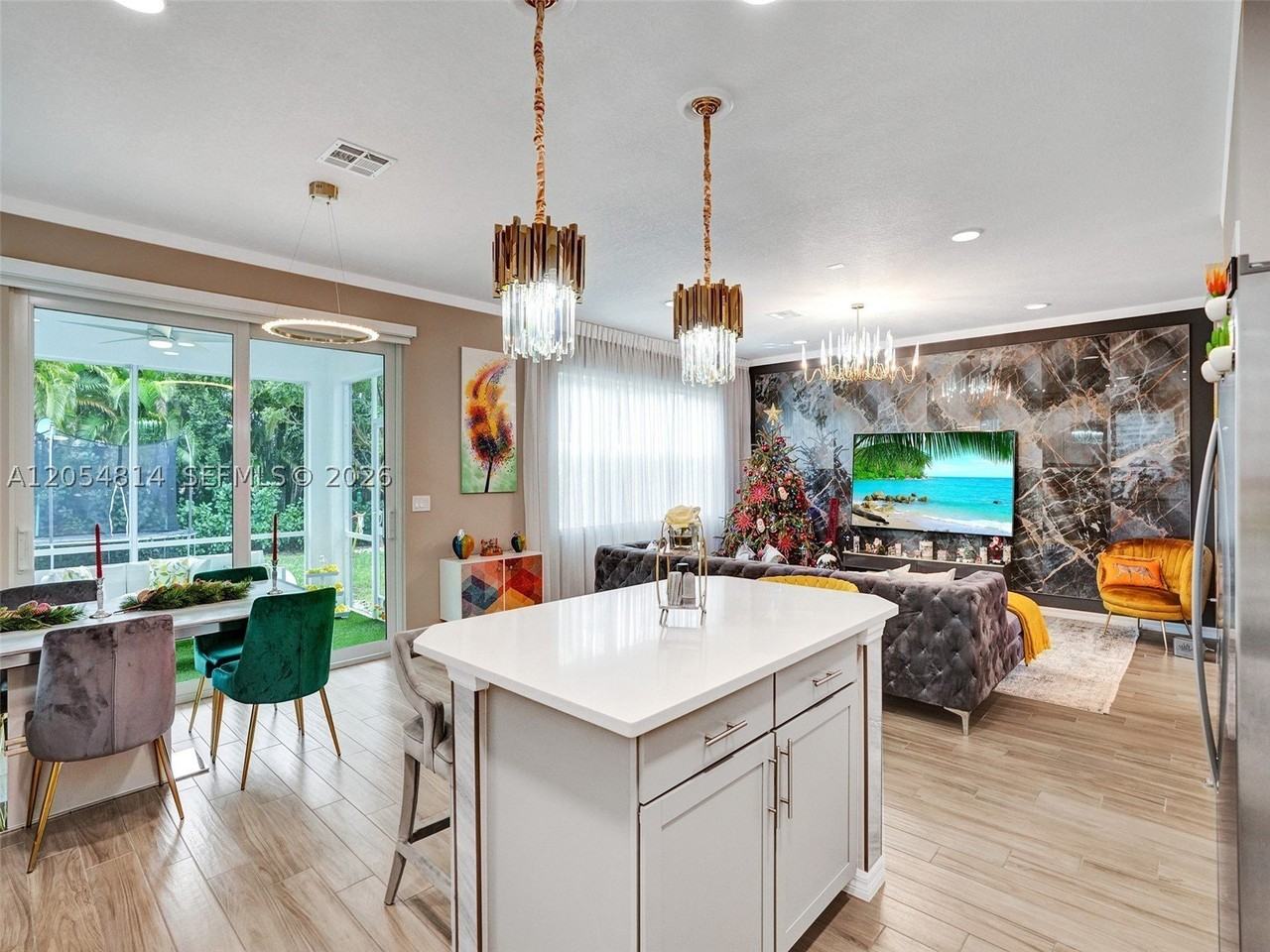 4414 Ficus St - Photo 4 of 50