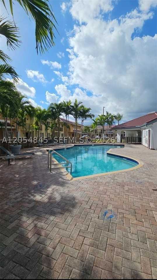 8253 Nw 5th Ter #350 - Photo 3 of 3