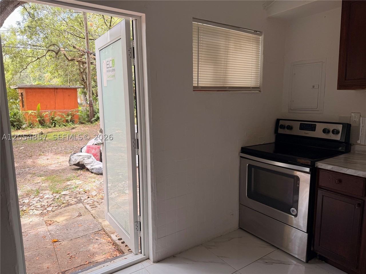 2123 Nw 93rd St #2123 - Photo 5 of 15
