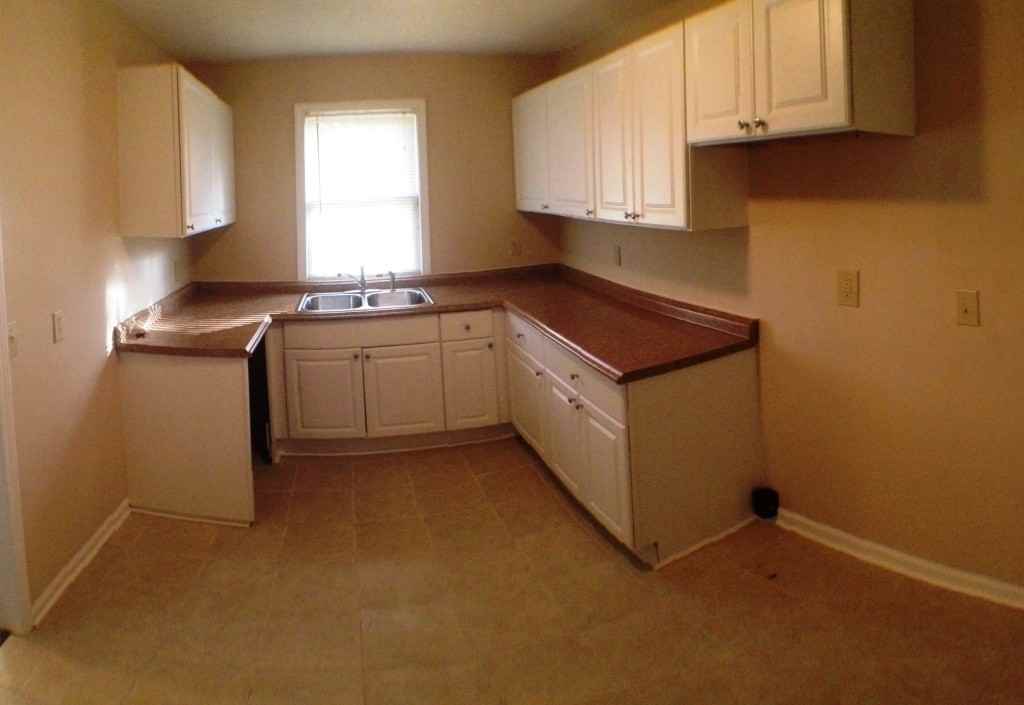 2207 18th St #1 - Photo 2 of 9