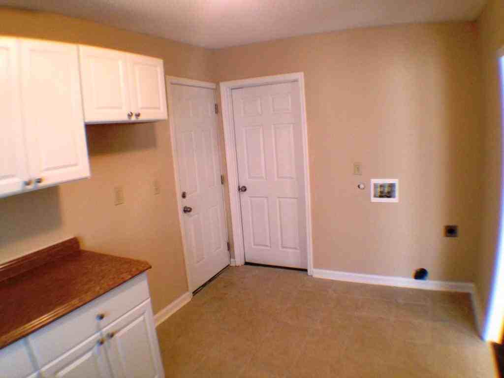 2207 18th St #1 - Photo 3 of 9