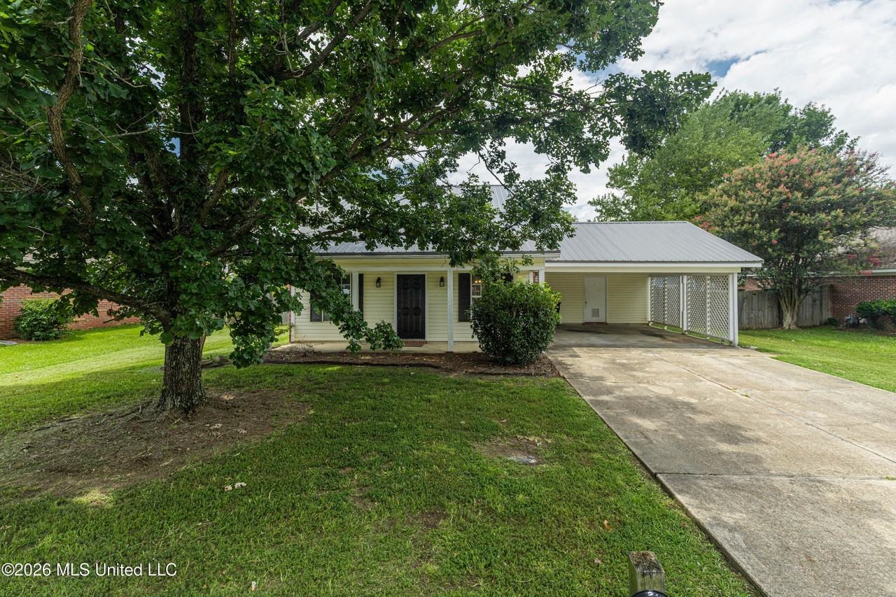 225 Mclaurin Dr - Photo 4 of 35