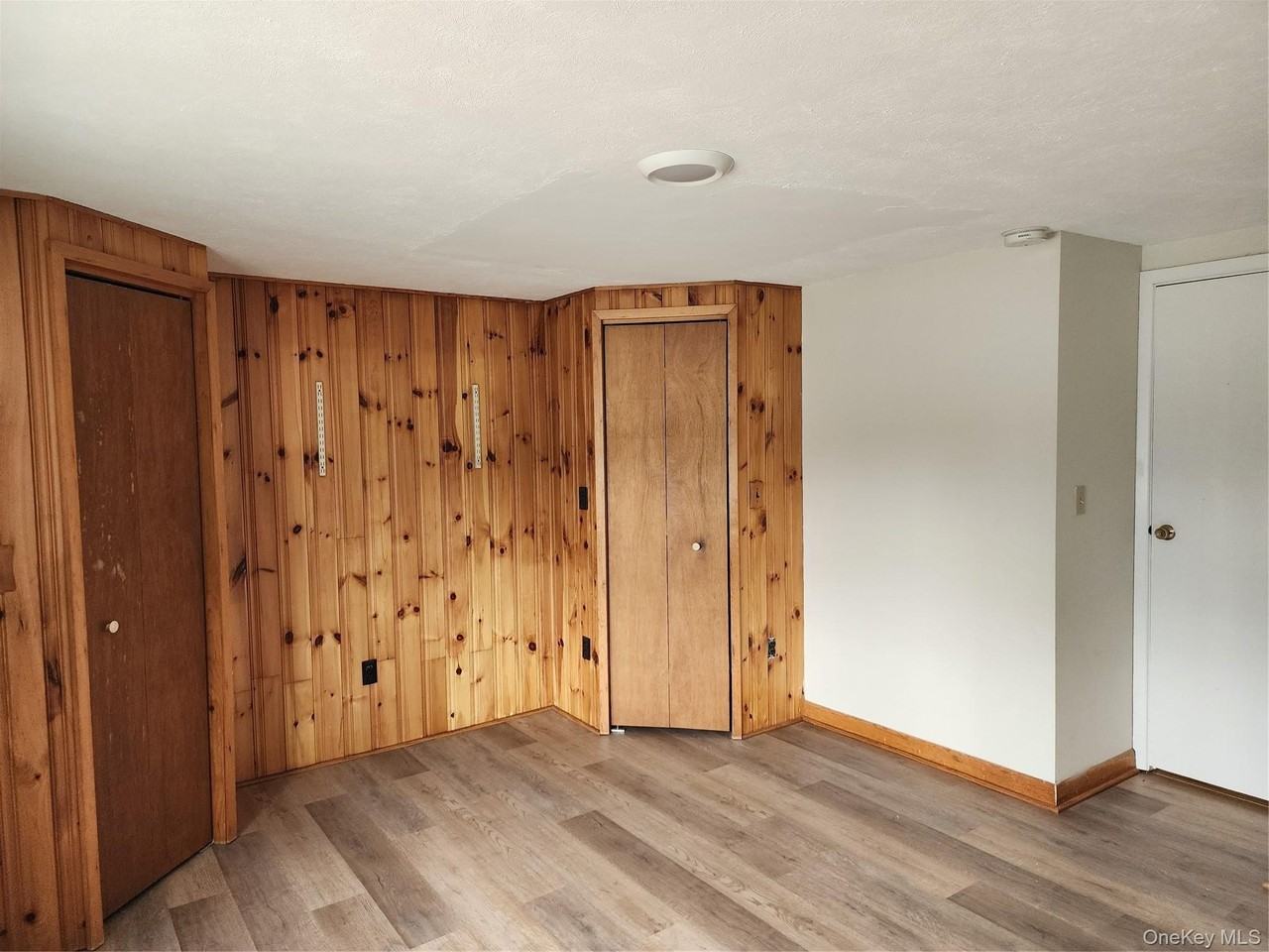 32 Osborne Hill Rd - Photo 5 of 17