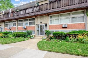 featured image of 3 Duryea Pl #1D