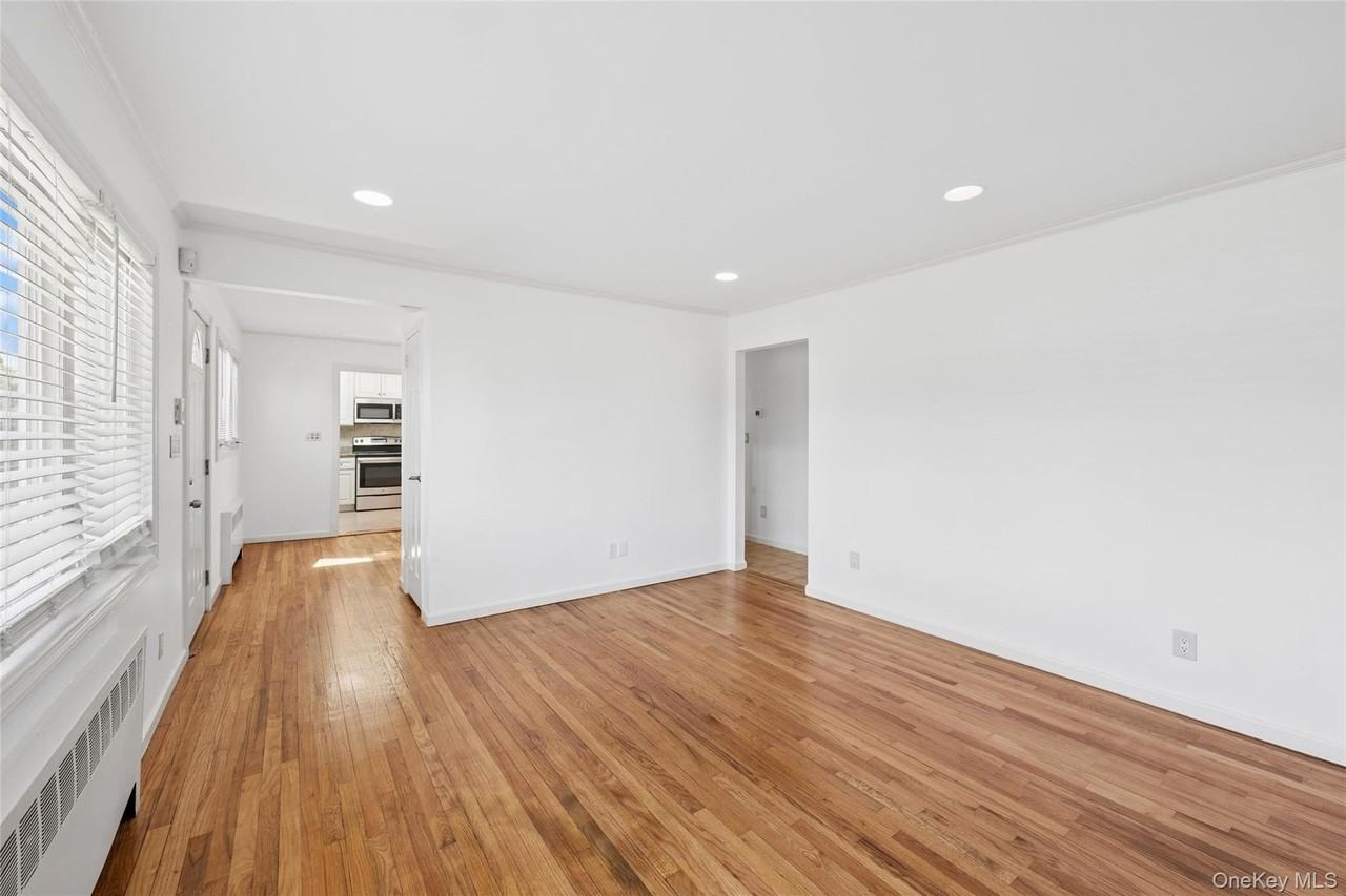 31 Evelyn Ln - Photo 5 of 25