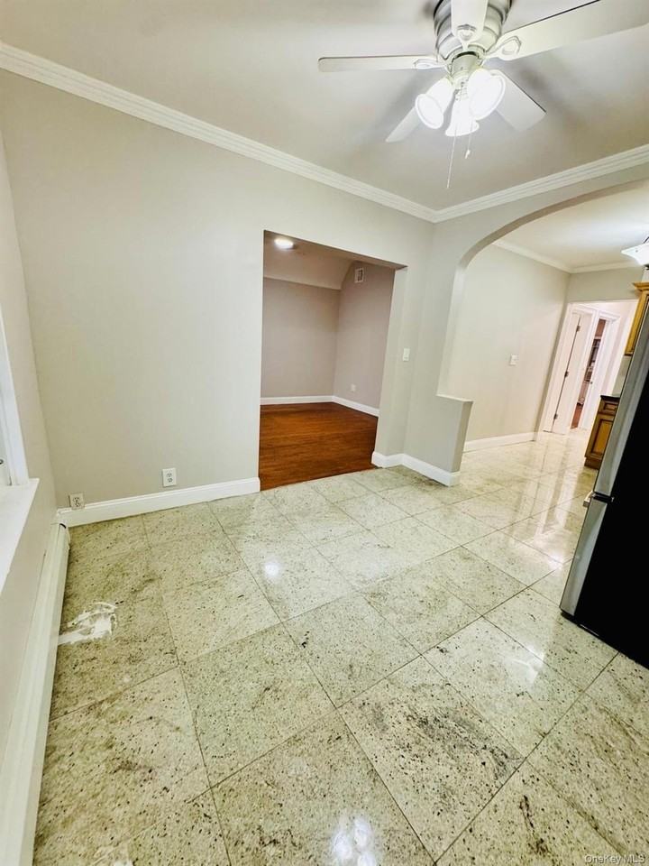 10507 101st Rd #1stFL - Photo 5 of 12