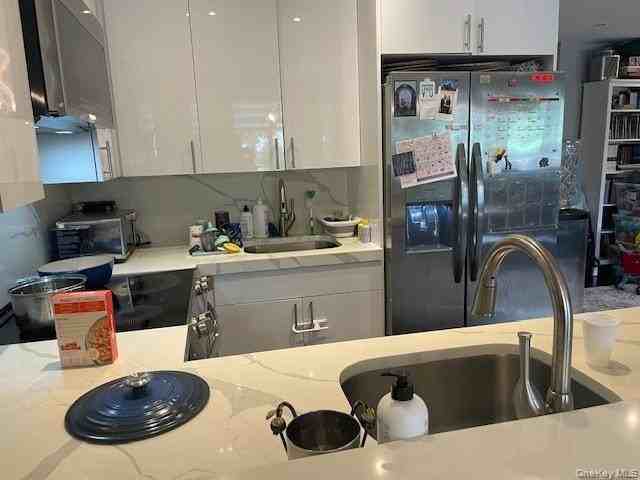 655 Chestnut St #2ndFL - Photo 7 of 10