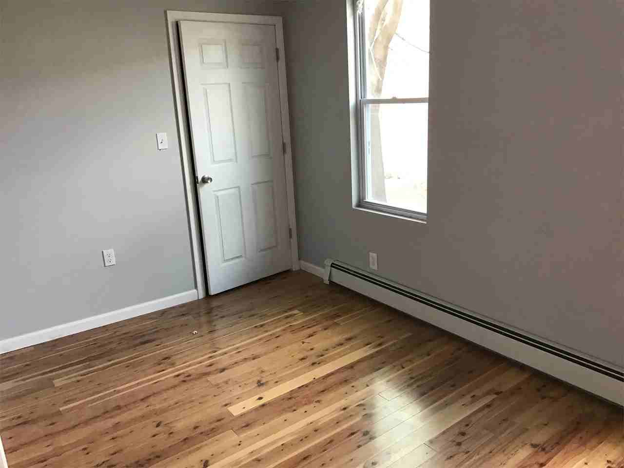 1290 3rd Ave #1 - Photo 5 of 10