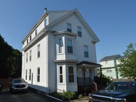 featured image of 14 Roundy St #1