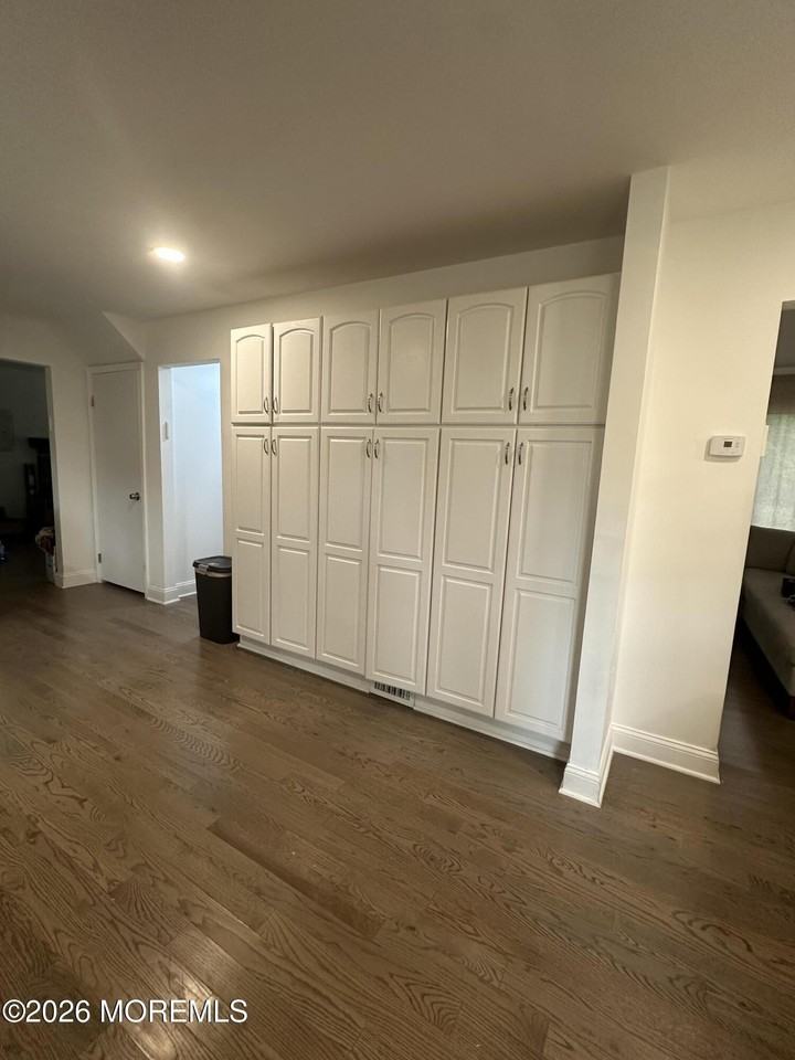 422 W Lake Ave - Photo 5 of 16