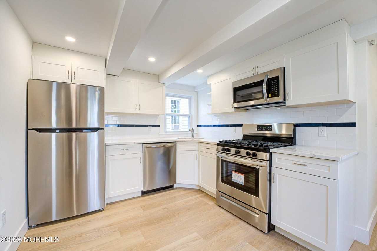 54 Main St #1 - Photo 5 of 21