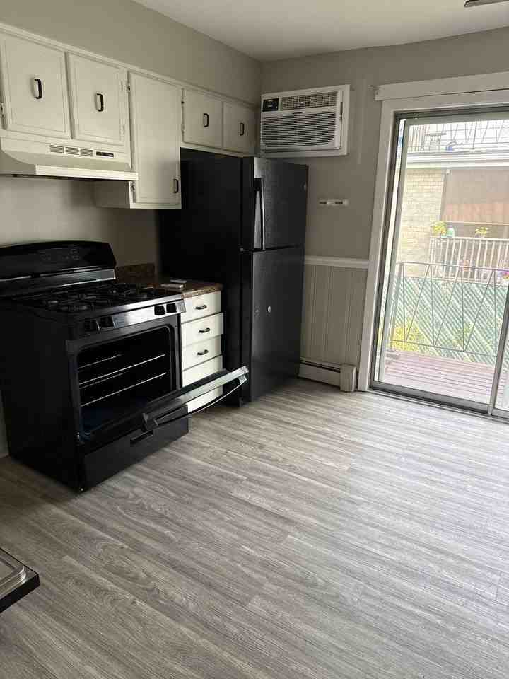 11954 S Kildare Ave #1E - Photo 7 of 20