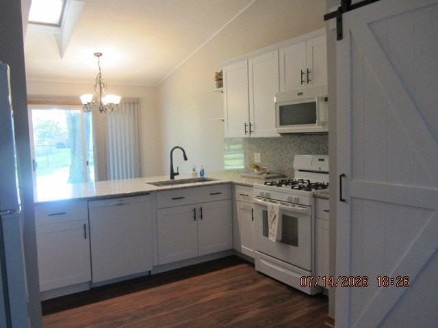 3451 Waterford Way - Photo 5 of 14