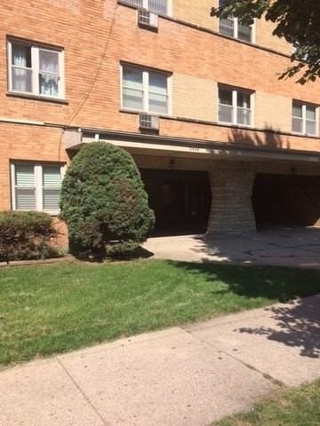 2420 W Berwyn Ave #304