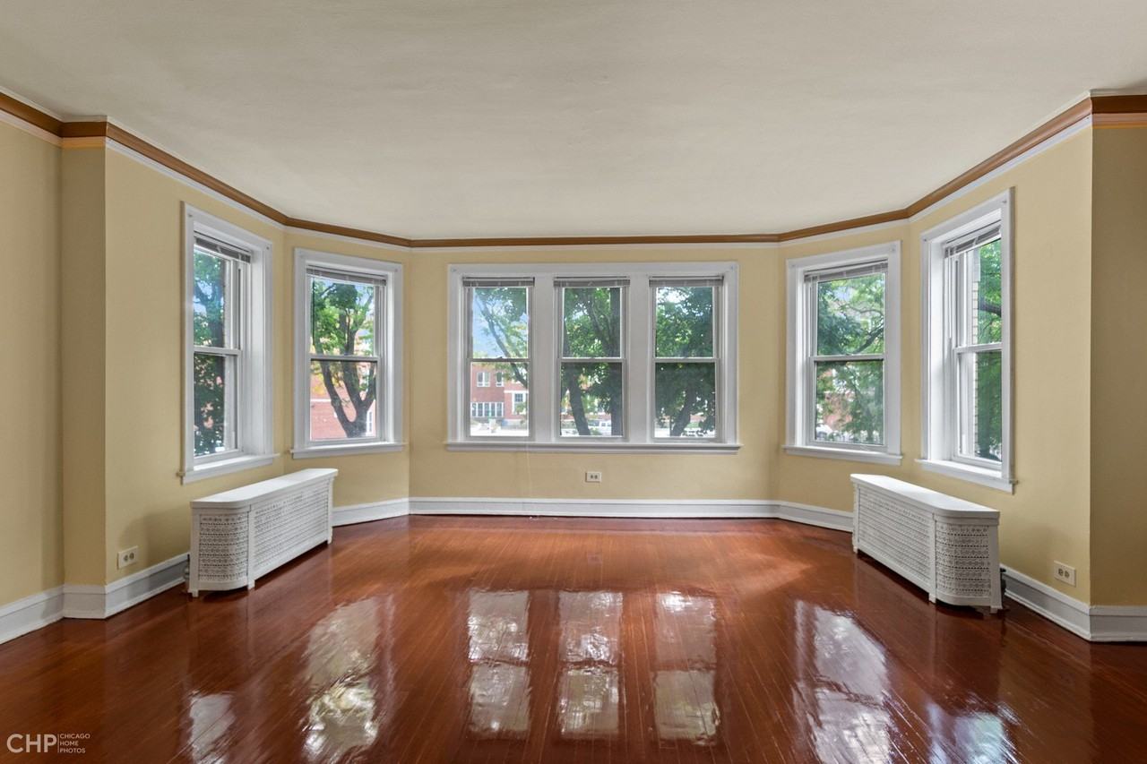 6728 N Bosworth Ave #1N - Photo 3 of 20