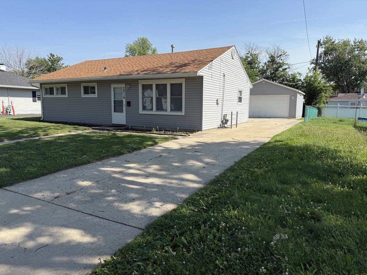 2016 Capri Ave - Photo 2 of 19