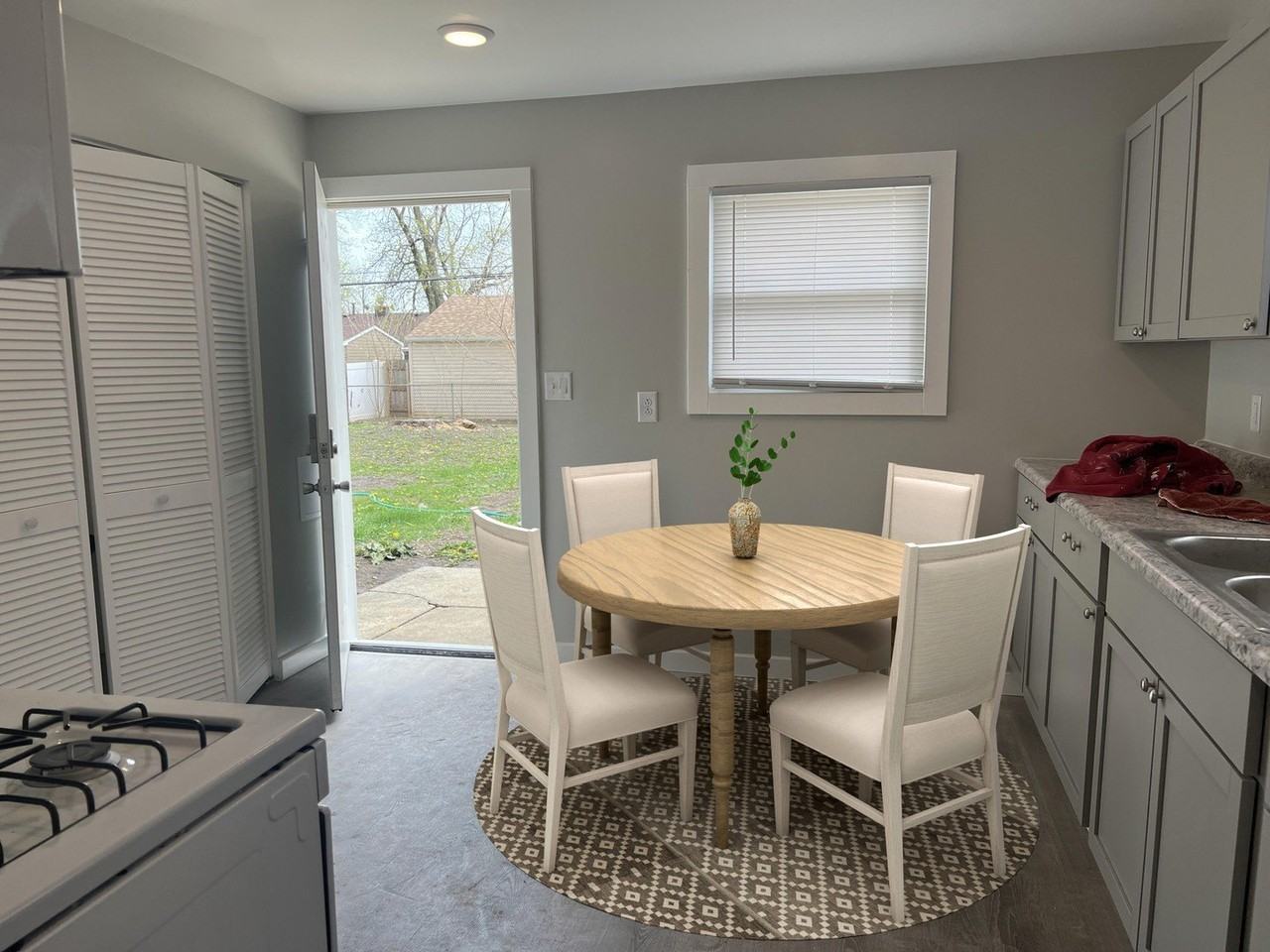 2016 Capri Ave - Photo 5 of 19