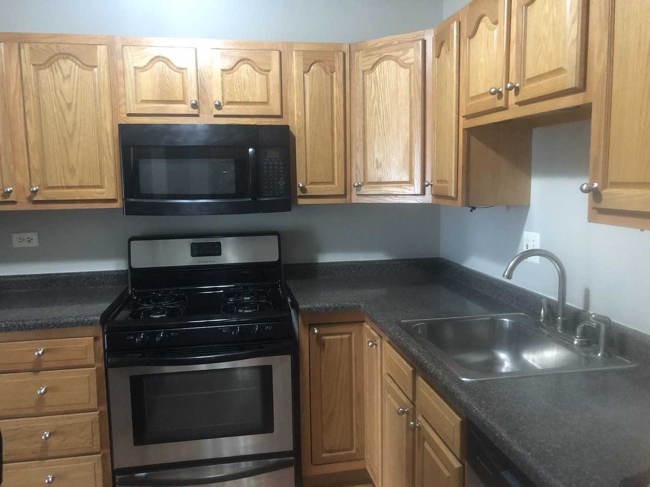 16W535 79th St #203 - Photo 4 of 5