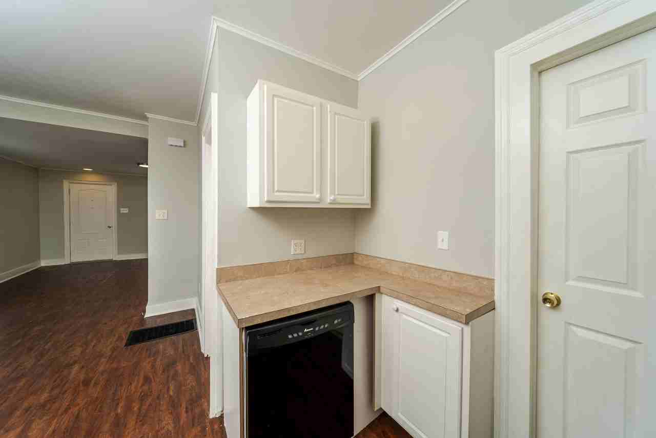 28 Lancaster St #SF - Photo 3 of 20