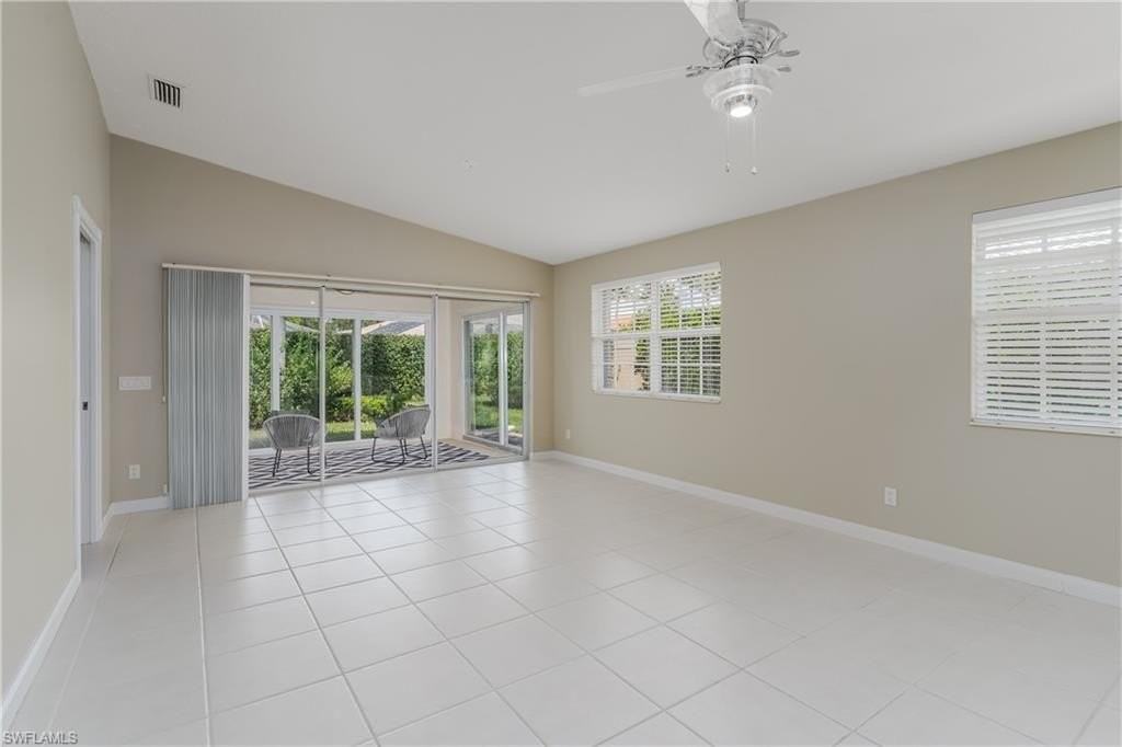 4949 Kingston Way - Photo 7 of 50