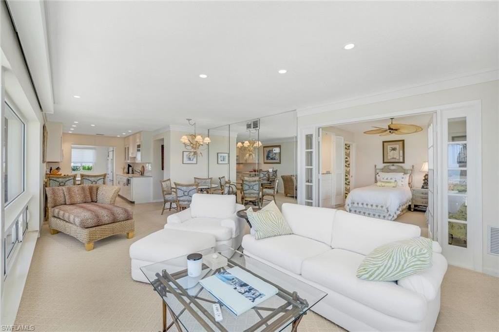 1851 Gulf Shore Blvd N #15 - Photo 4 of 17