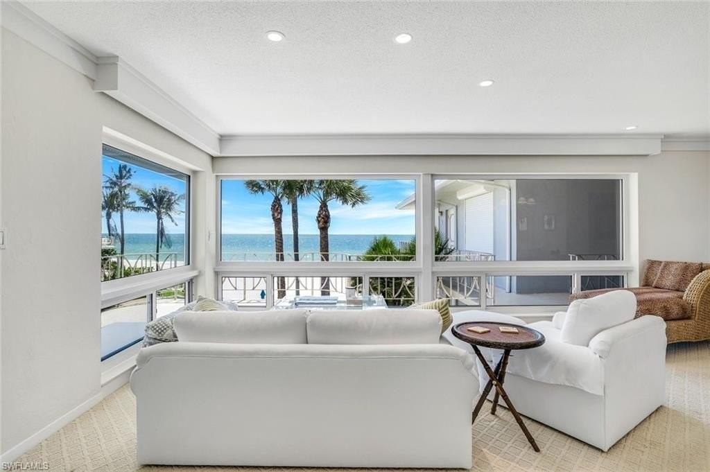 1851 Gulf Shore Blvd N #15 - Photo 6 of 17