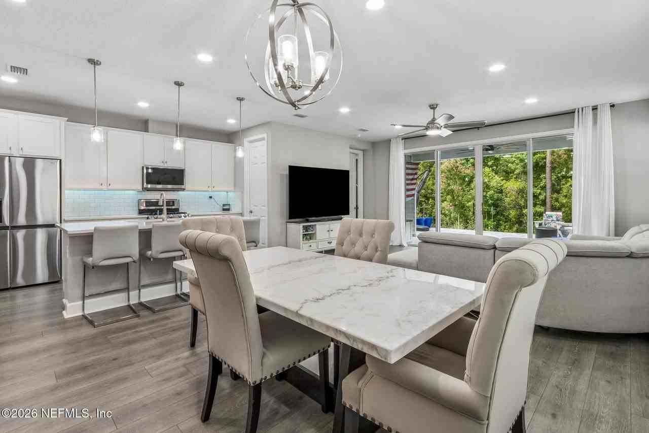 75573 Blackbird Dr - Photo 3 of 42