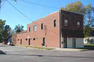 featured image of 2447 E Walnut St