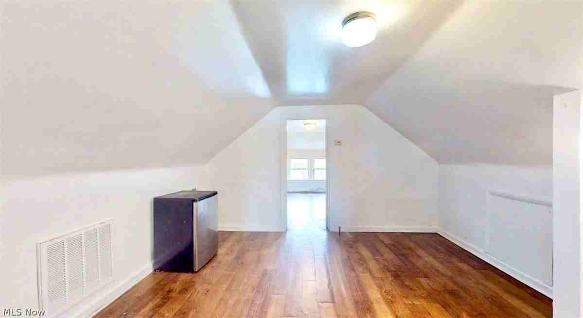 3428 Altamont Ave #3UP - Photo 6 of 12