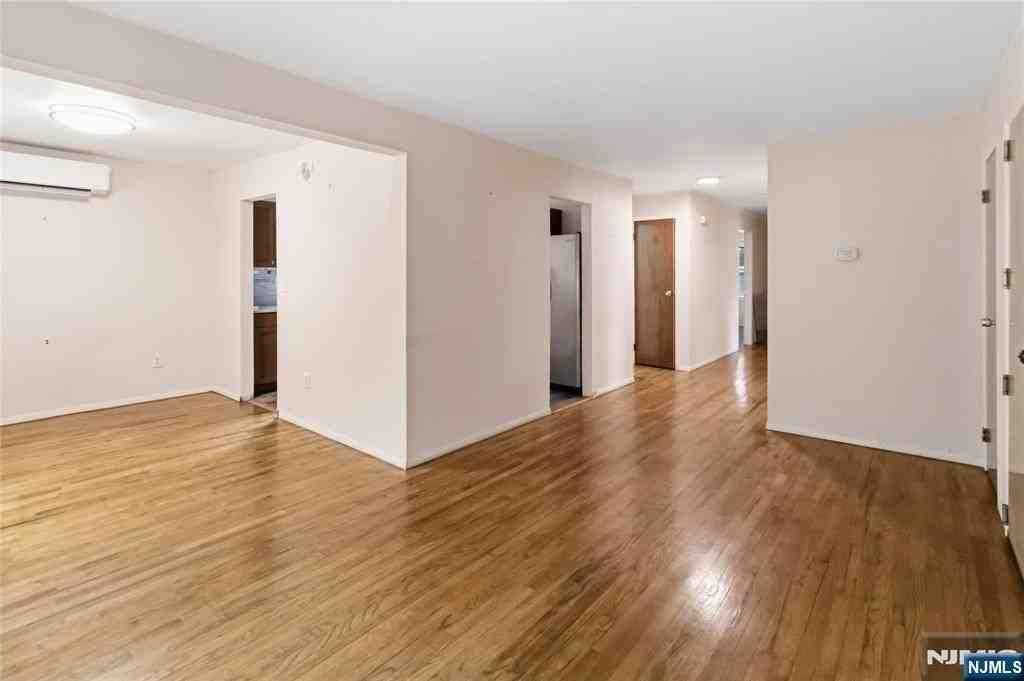 1120 Saint Louis Ave #1 - Photo 4 of 14