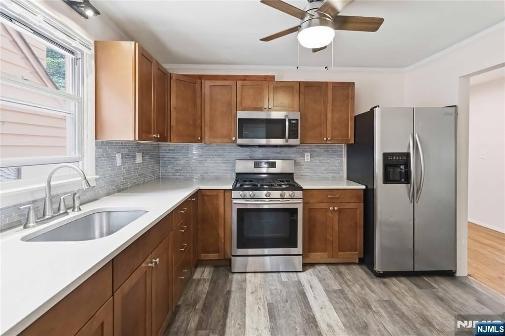 1120 Saint Louis Ave #1 - Photo 5 of 14