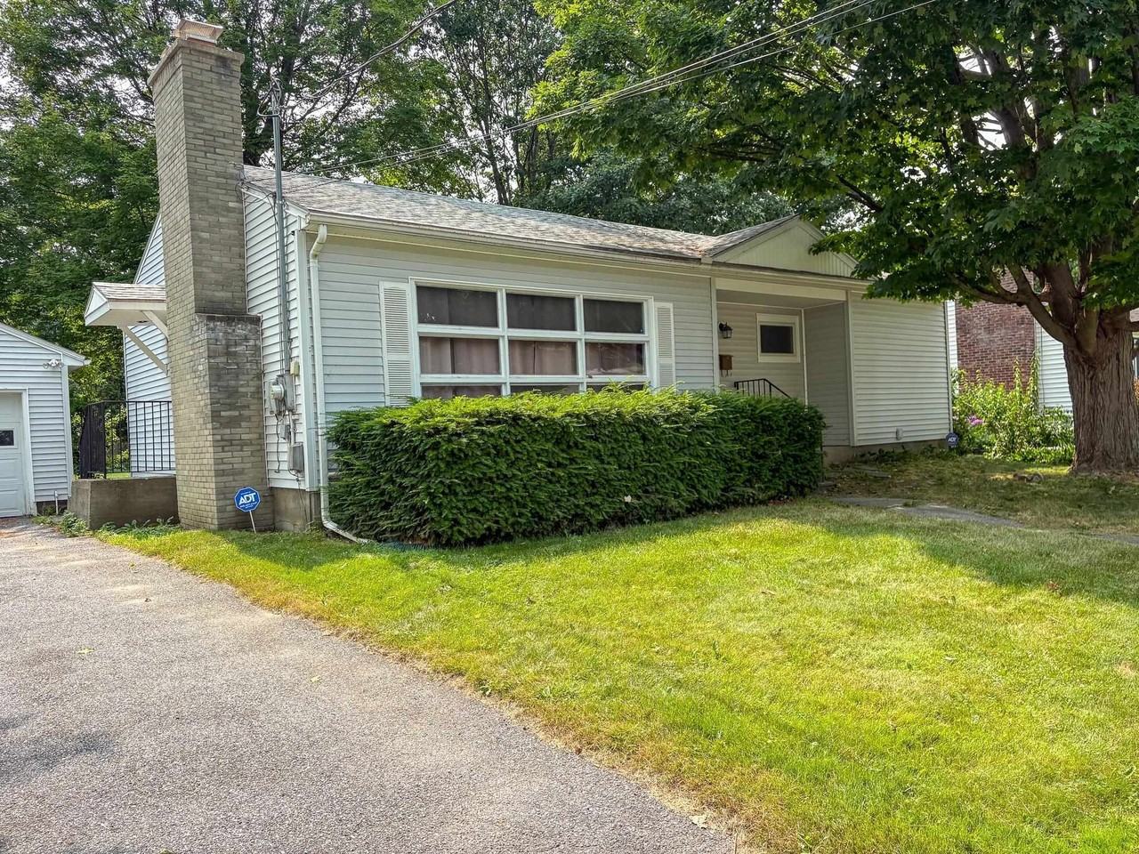 38 Marshall Dr - Photo 5 of 49