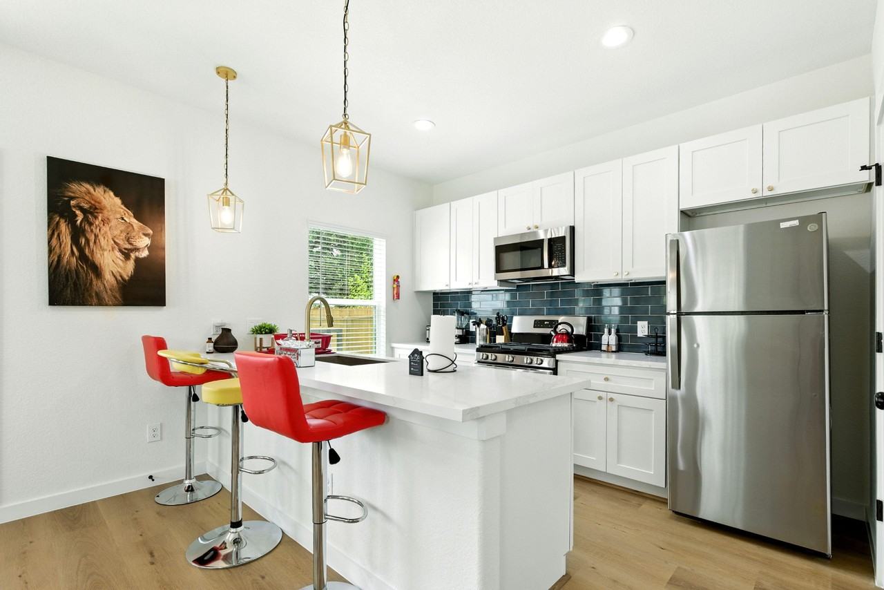 Bacher St - Photo 5 of 18